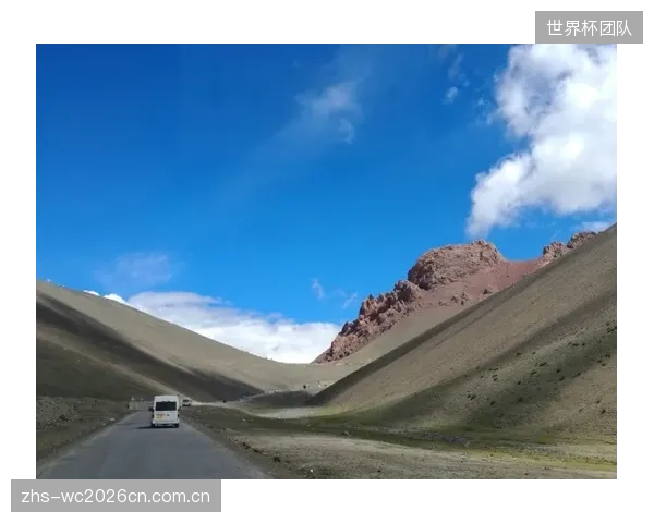 阿兹特克高原稀薄空气或将海地队世预赛阶段场均11.2公里跑动数据强制压缩。